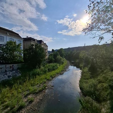 Adelin Vienna Hostel Bagian luar foto