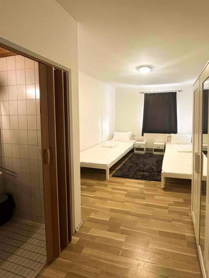 Adelin Vienna Hostel Bagian luar foto