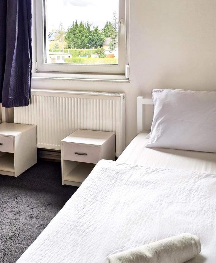 Adelin Vienna Hostel Bagian luar foto