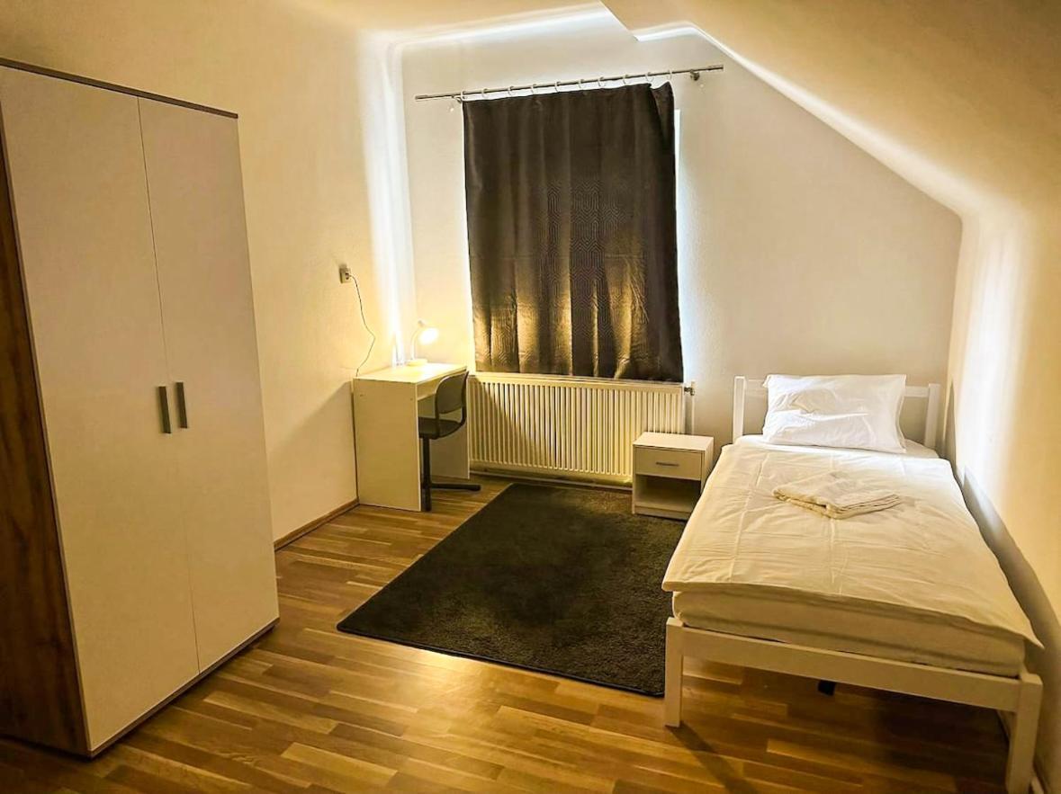 Adelin Vienna Hostel Bagian luar foto